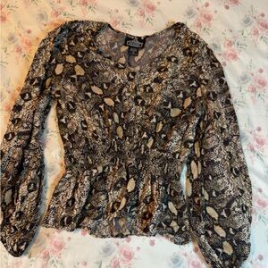 Angie Animal Print Long‎ Sleeve Top size S